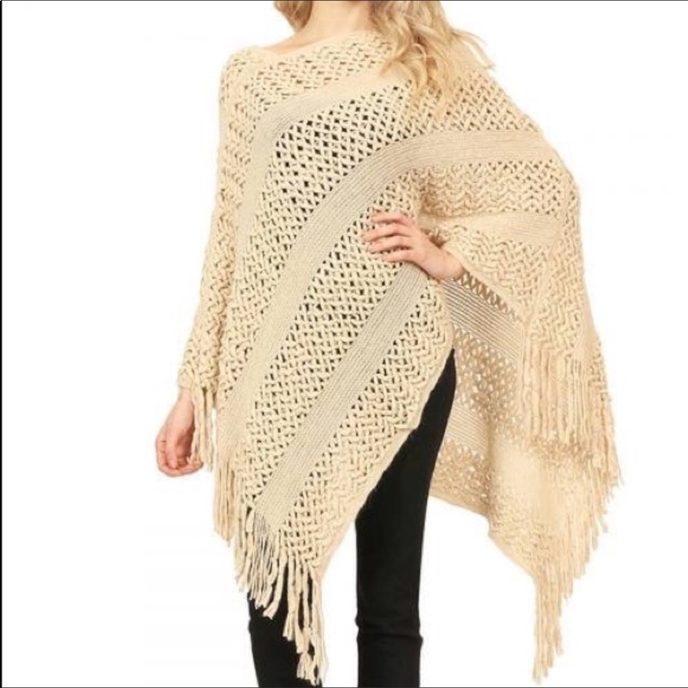 BEIGE CLASSIC FRINGE PONCHO